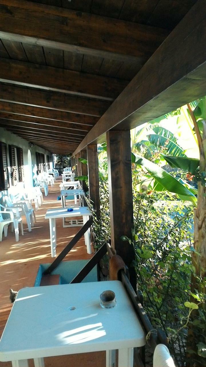 Agriturismo Su Tiresi カーラゴノネ エクステリア 写真